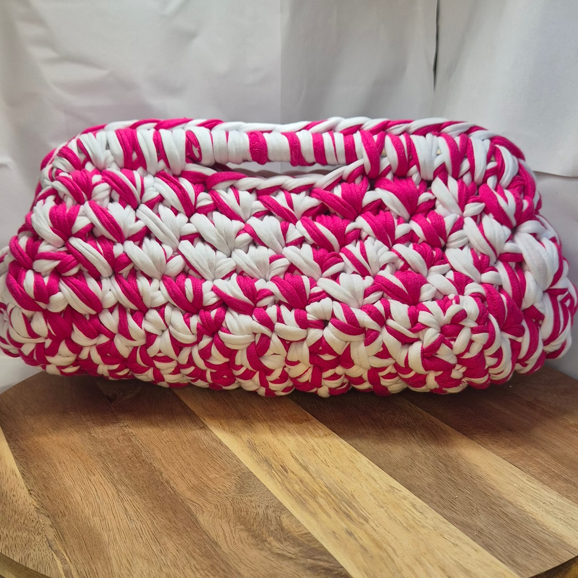The Flamingo Tote: Vibrant Two-Tone Crochet Bag
