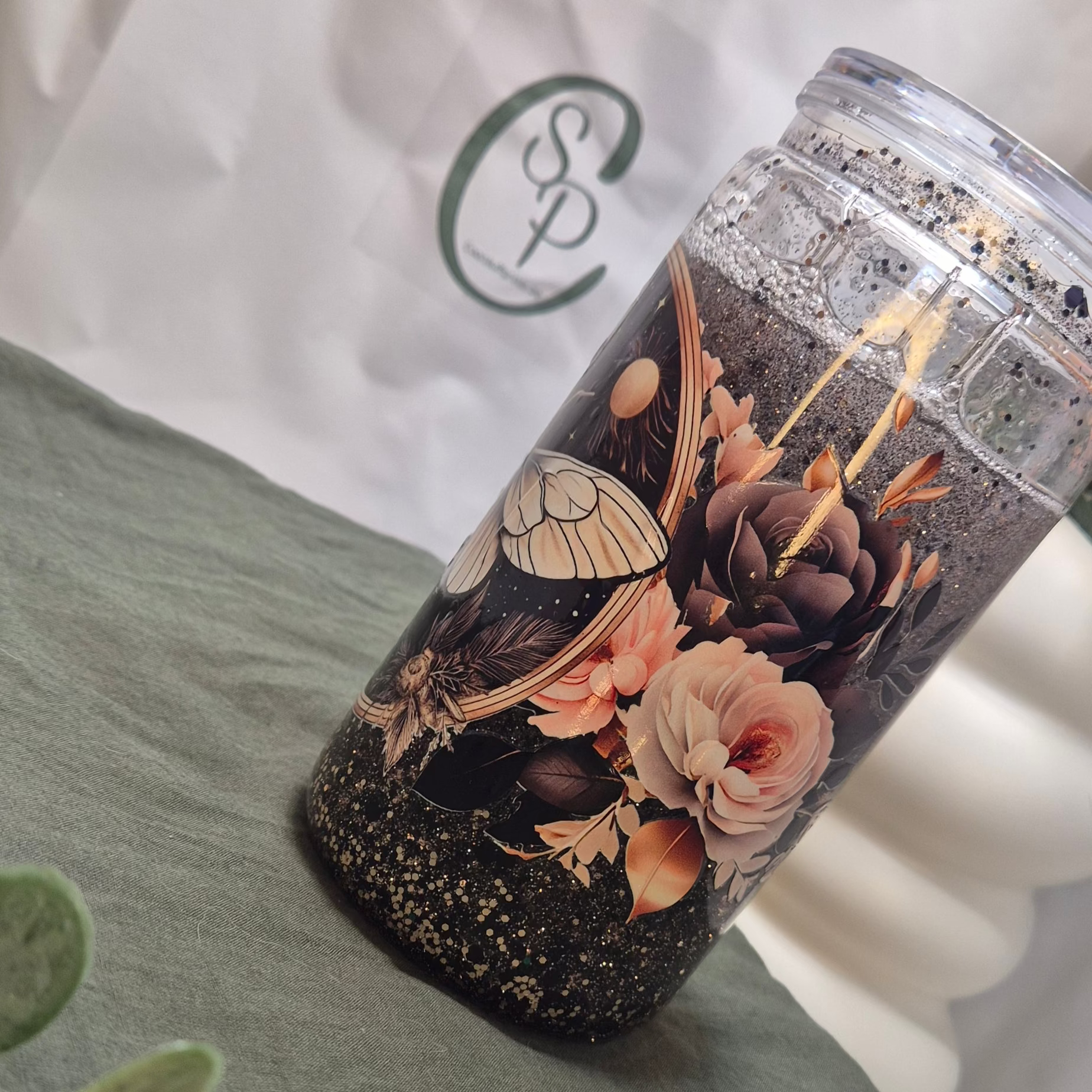 The Dark Romance Glitter Tumbler (400ml)