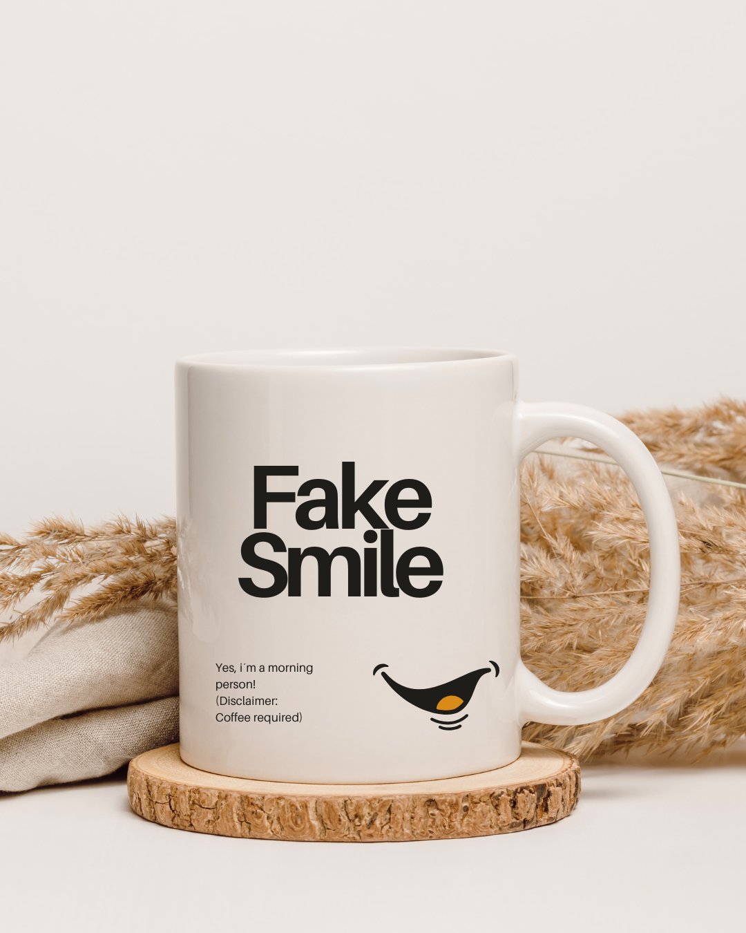 Mug Fake smile
