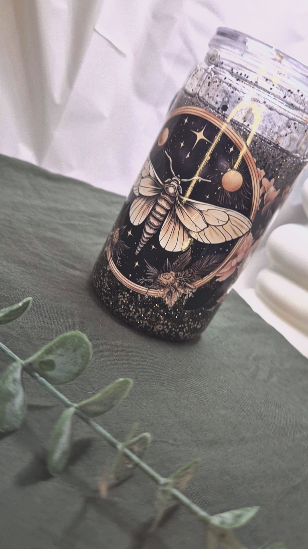 The Dark Romance Glitter Tumbler (400ml)